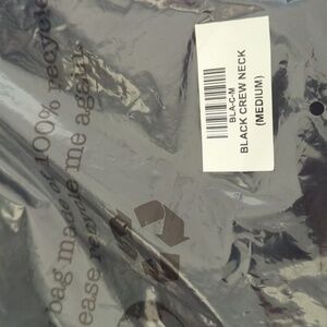 Fresh Clean Tees Crew Neck- M